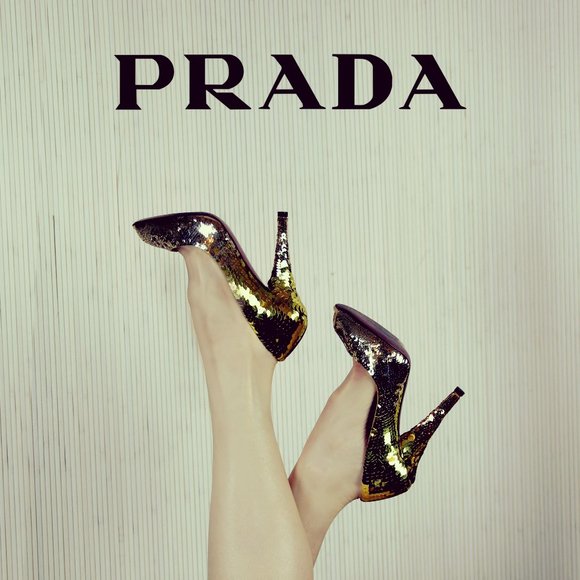 2008 PRADA GOLD SEQUIN PUMPS